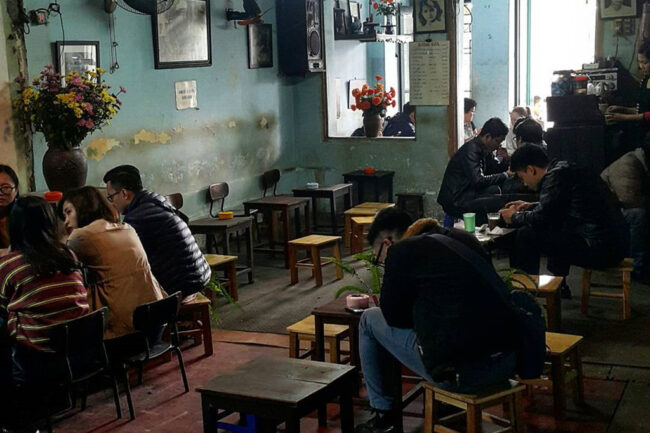 La cà giữa Hà thành kiếm quán cà phê