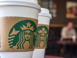 Để được bán cà phê Starbucks, Nestle phải bỏ ra 7,15 tỷ USD