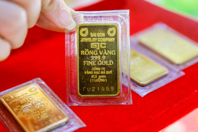 Giá vàng hôm nay 10/3/2023: Vàng trong nước biến động nhẹ