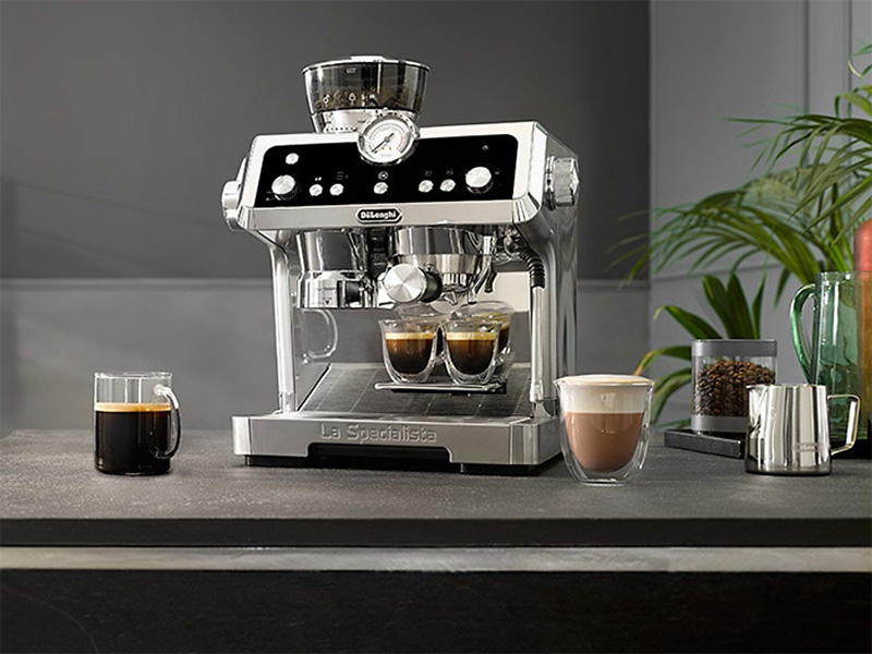 Máy pha cà phê có mức giá từ khoảng 4 - 45 triệu đồng, phù hợp với nhiều phân khúc người dùng.