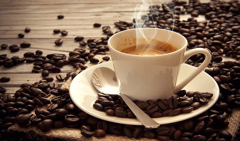 Caffeine có mặt trong hầu hết các sản phẩm hỗ trợ giảm cân thông qua đốt cháy lượng mỡ thừa